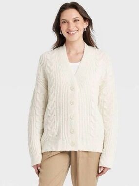 Universal Thread Cream Cable-Knit Button Cardigan